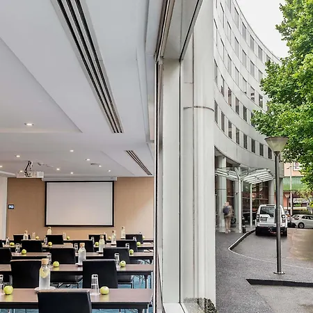 Novotel Sydney Darling Square-2