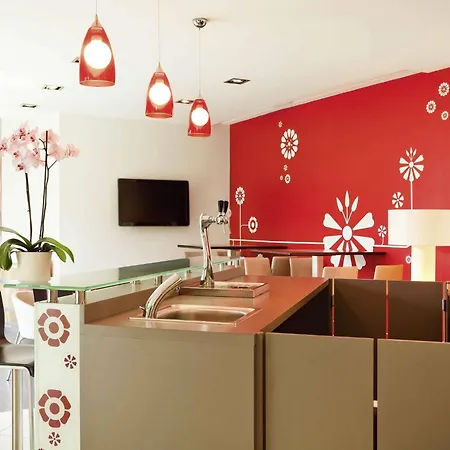 Ibis Senlis-3