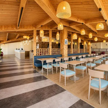 Ramada By Wyndham 1000 Islands Gananoque-2