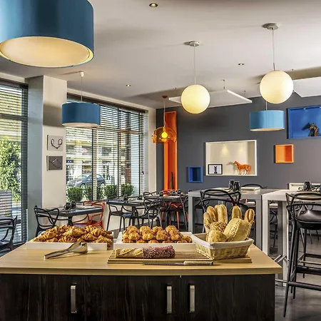 ibis Styles Saumur Gare Centre-3
