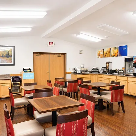 Comfort Inn Iron Mountain North-3