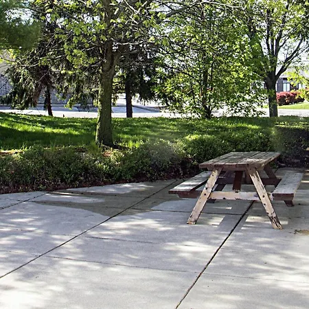 Baymont By Wyndham Maumee Toledo-2