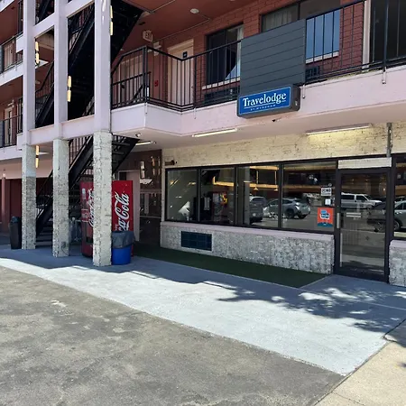 Travelodge By Wyndham Reno-2
