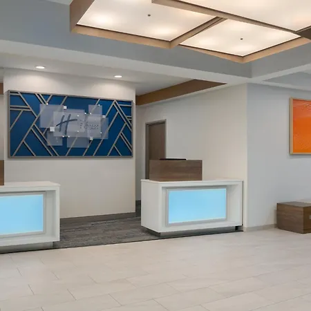 Holiday Inn Express & Suites Alexandria By Ihg-2