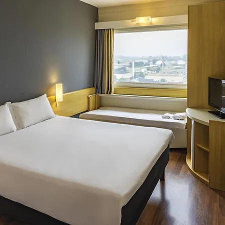Ibis Tambore-3