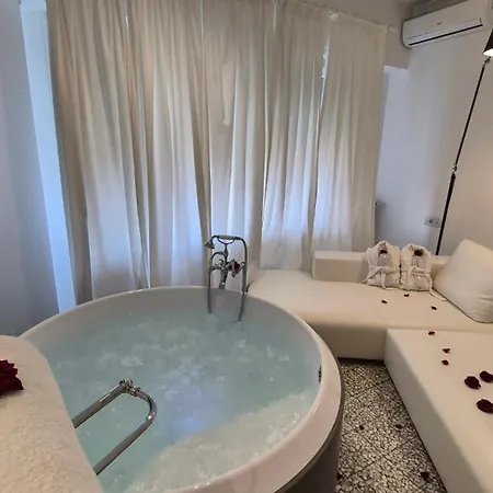 Eveline 2 - Piscina Privata O Jacuzzi-2