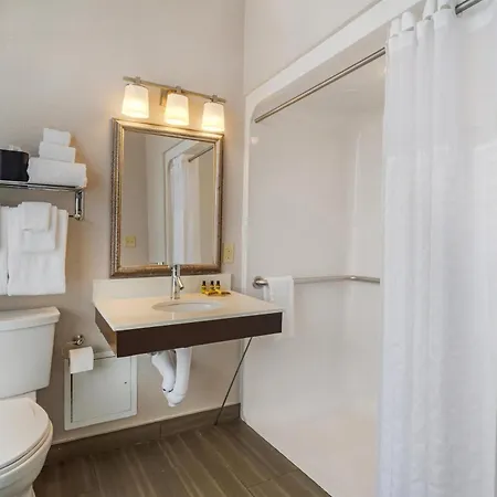Best Western Plus St. Christopher Hotel-3