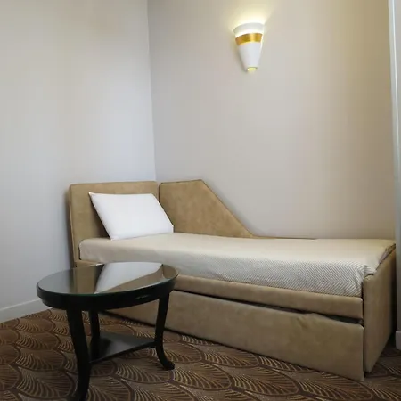 Mercure Paris Opéra Faubourg Montmartre-3