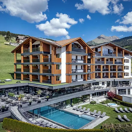 Hotel Edelweiss-3