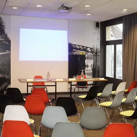 Ibis Montargis-2