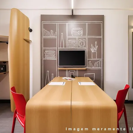 Ibis Taubate-3