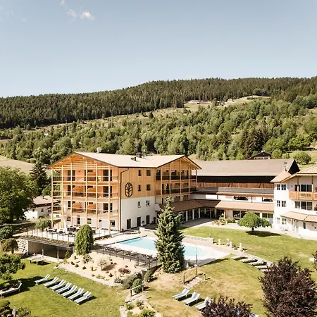 Hotel Nussbaumerhof ***-2