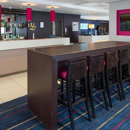 Holiday Inn Express London - Wandsworth By Ihg-3