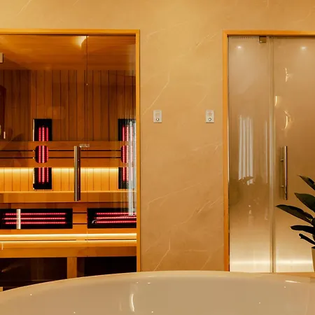 Boutique Hotel Charley'S-2