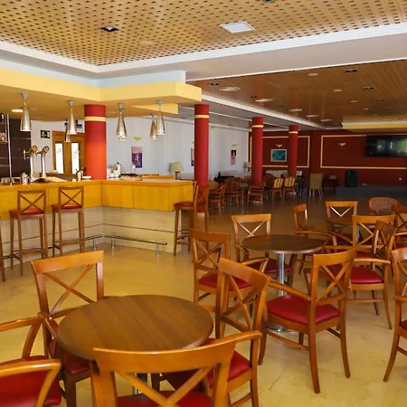 Hotel Punta Del Cantal-3