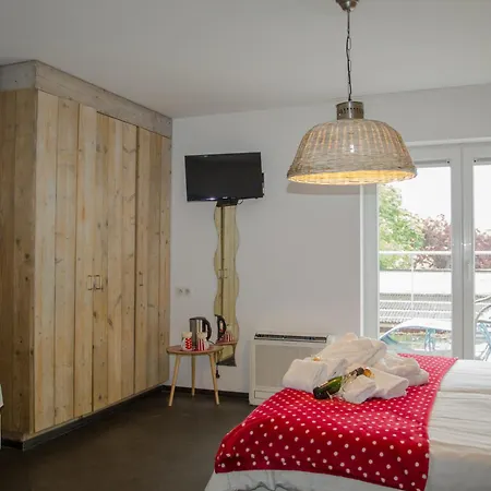 Hotel Aan Zee-2