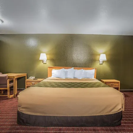 Rodeway Inn Hurricane - Zion National Park Area-3