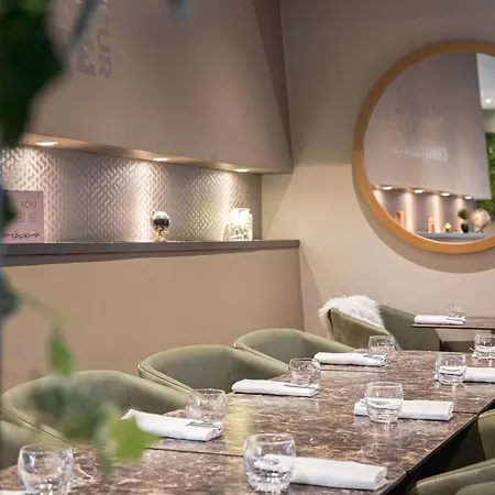 Ibis Styles Lyon Gerland-2