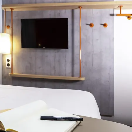 Ibis Budget Aubenas-3