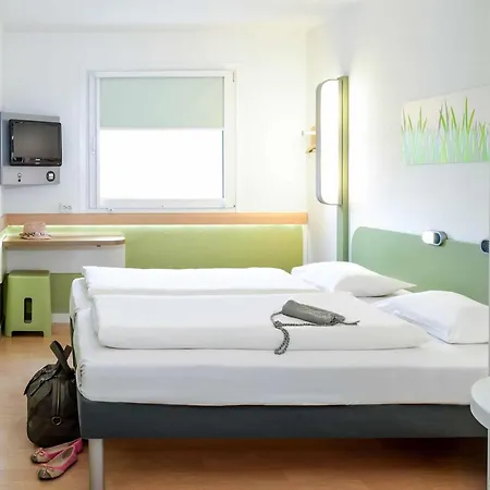 Hotel Ibis Budget Deauville-2