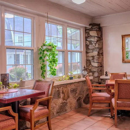 Mckinley Edwards Inn-2