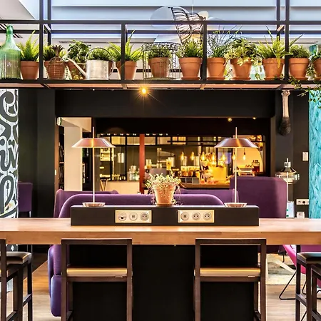 Novotel Lyon Bron-2