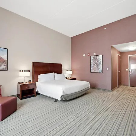 Hilton Garden Inn Winchester-3