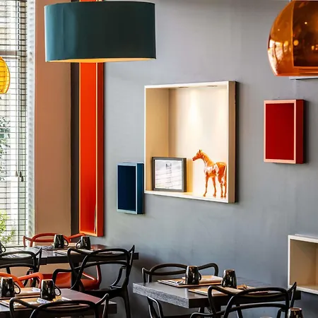 ibis Styles Saumur Gare Centre-2