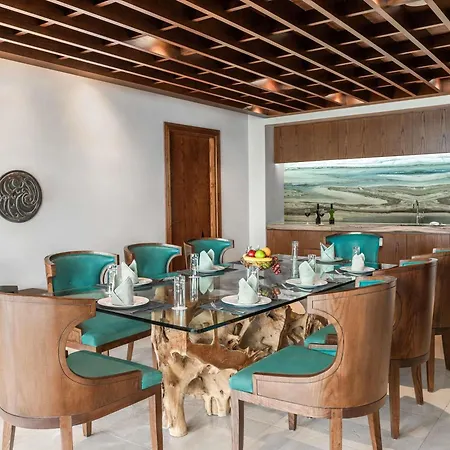 Sofitel Dubai The Palm Resort & Spa-2