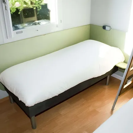 Ibis Budget Saint-Omer Centre-3