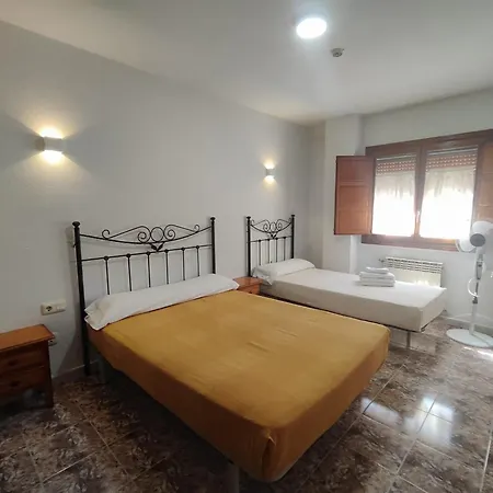 Hostal La Alberca-3