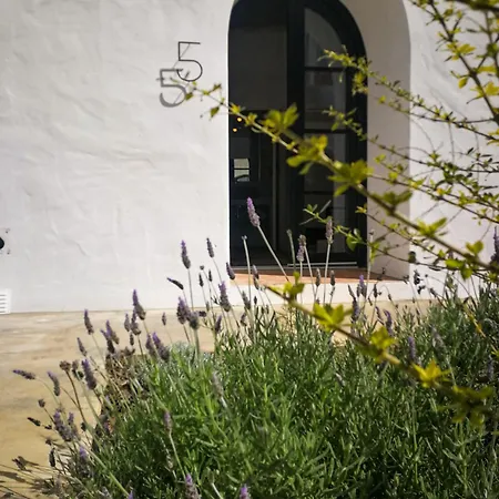Aljana Guest House Beja-2