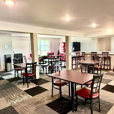 University Inn Of Carbondale By Hotel O-3
