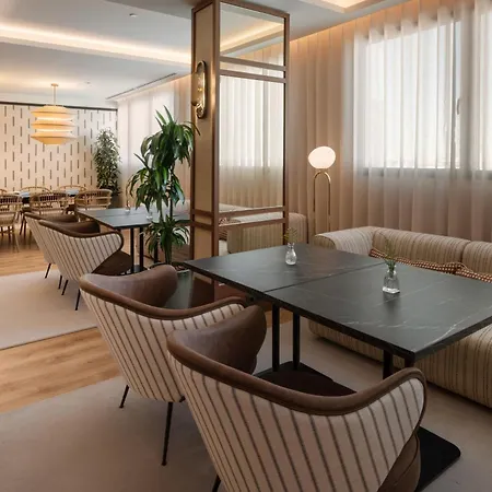 Melia Madrid Serrano-2
