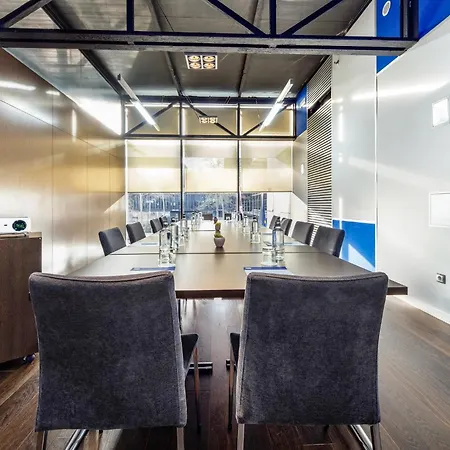 Holiday Inn Express Barcelona City 22@ By Ihg-3