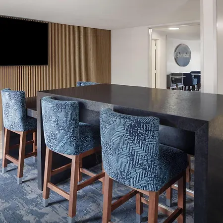 La Quinta Inn By Wyndham Omaha West-2