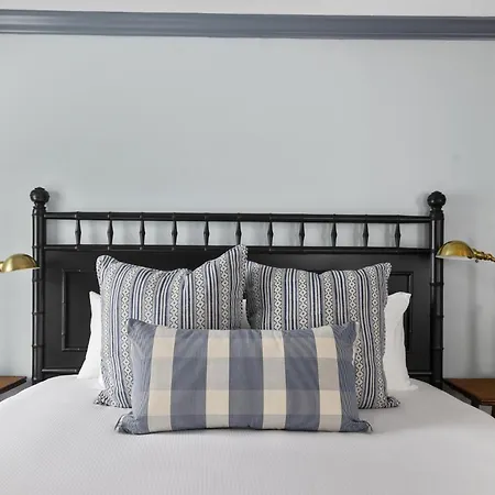 Kennebunkport Inn-2