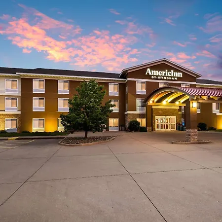 Americinn By Wyndham Fairfield-2