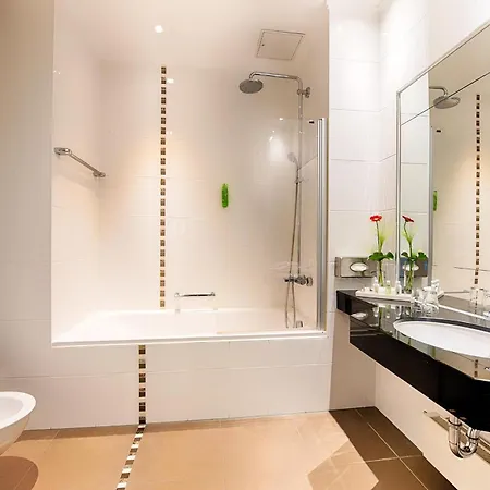 Welcome Hotel Residenzschloss Bamberg-3