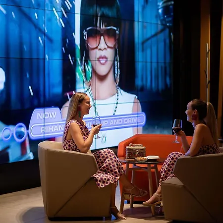 Novotel Madrid Center-2