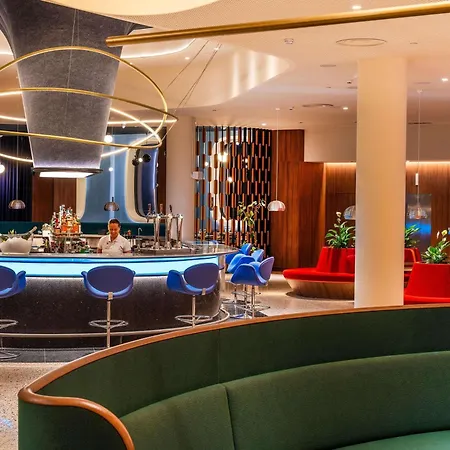 Novotel Campo De Las Naciones-2
