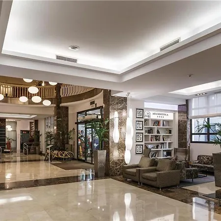 Hotel Ilunion Abando Bilbao-2