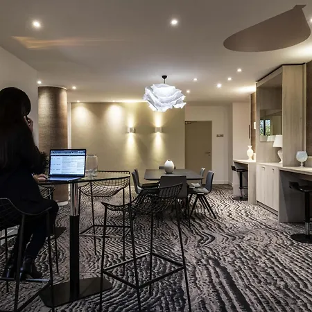 Mercure Grenoble Meylan-3
