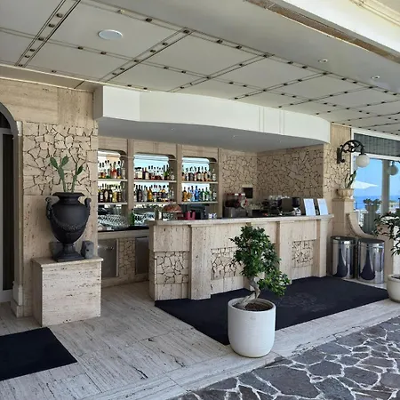 Hellenia Yachting Hotel & Spa-3