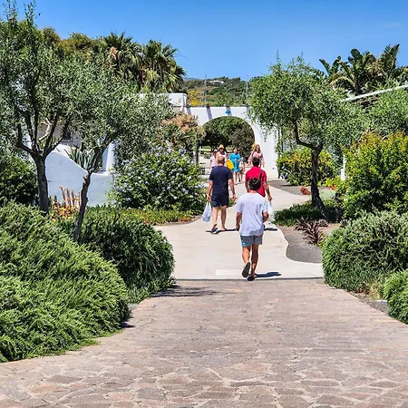 Mari del Sud Resort-2