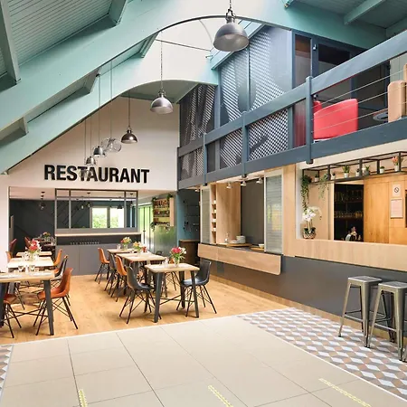 Ibis Abbeville-3