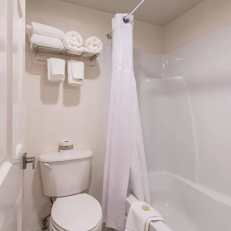 The Meadowmere Resort-3
