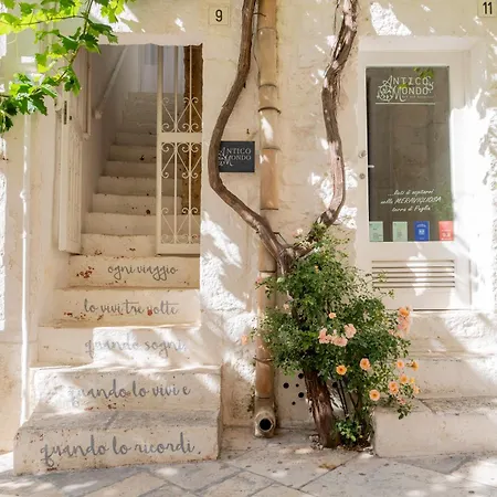 Antico Mondo Rooms&Suites-3