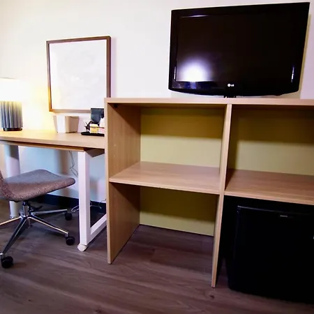 Quality Inn & Suites Georgetown - Seaford-2