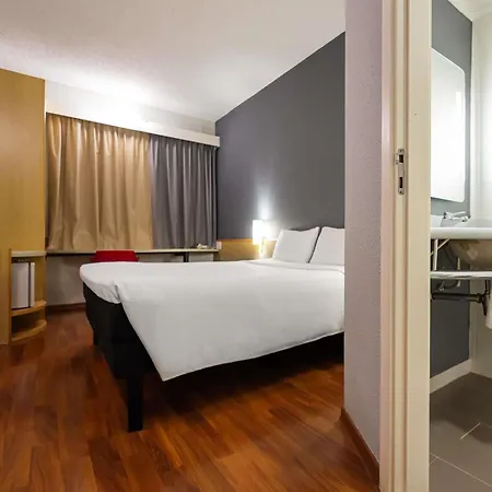 Ibis Santo Andre-3